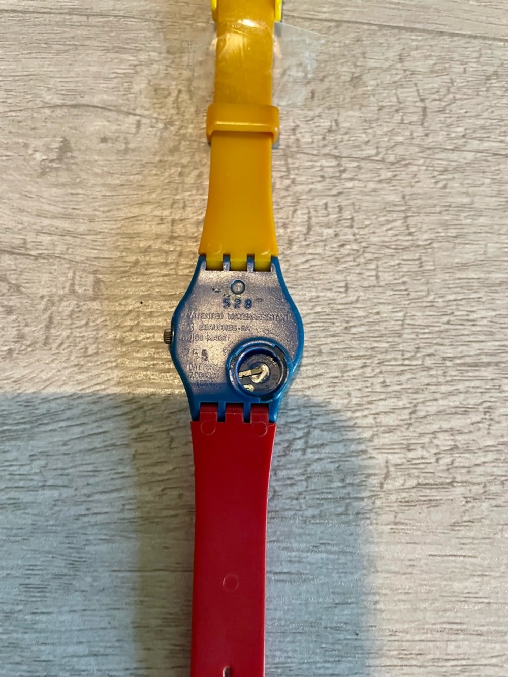 Vintage Swatch Tri-Color Racer LS102 Watch - Picture 6 of 7